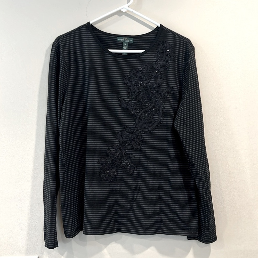 🔥Ralph Lauren Black Striped Top with Floral Embroidery🔥